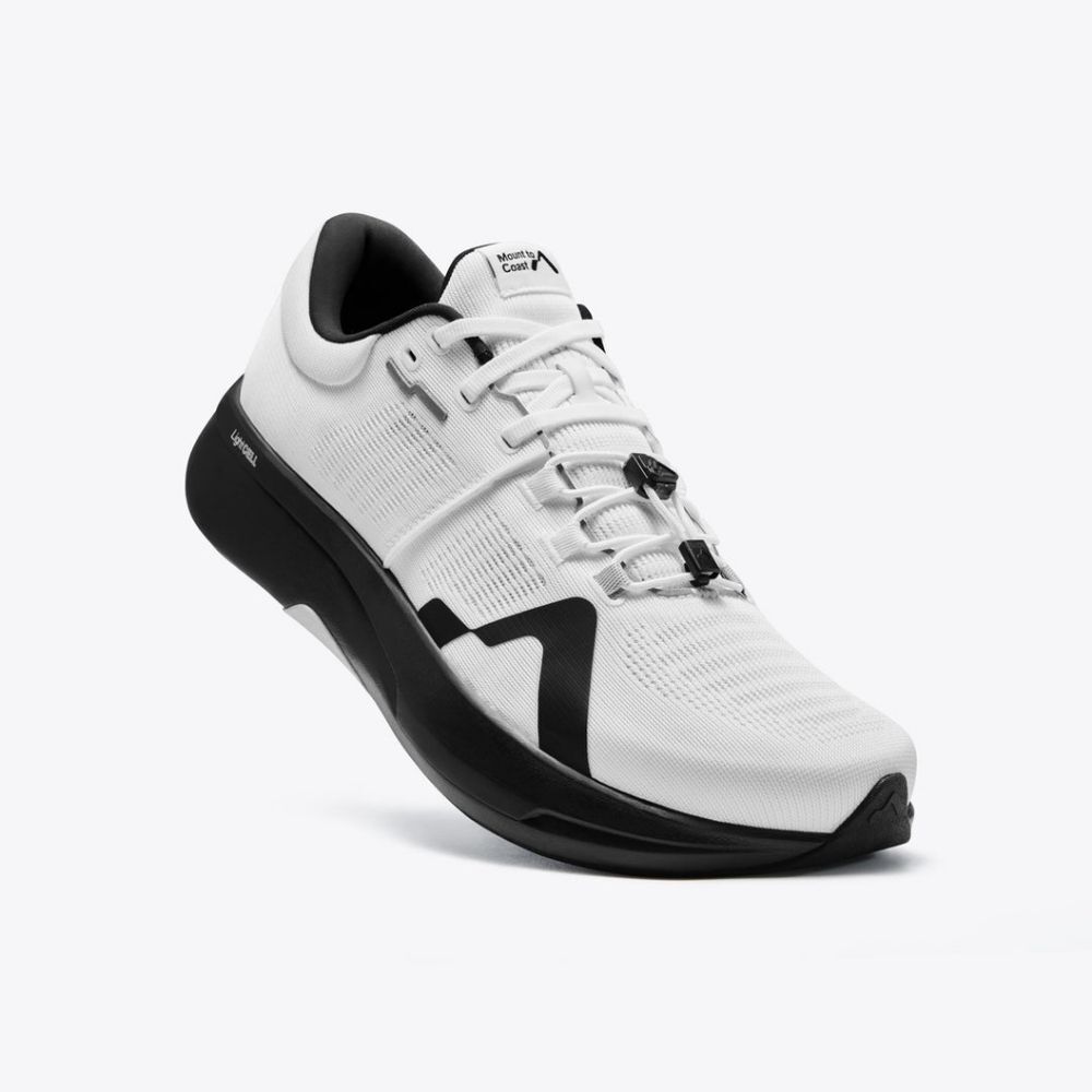 Mount To Coast R1R Running Shoe